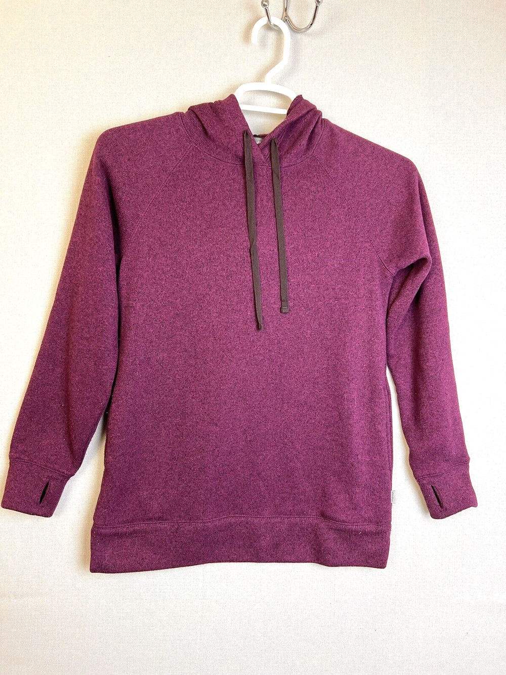 Eddie Baurer Hoodie Fleece Top Women's XS Burgundy Pullover Knit Top Outdoors